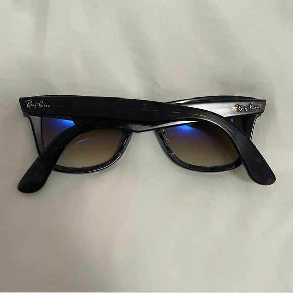 Ray-Ban Wayfarer - Picture 2 of 12